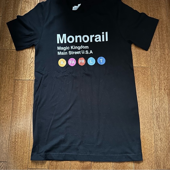 Disney Parks inspired tee - Picture 2 of 5